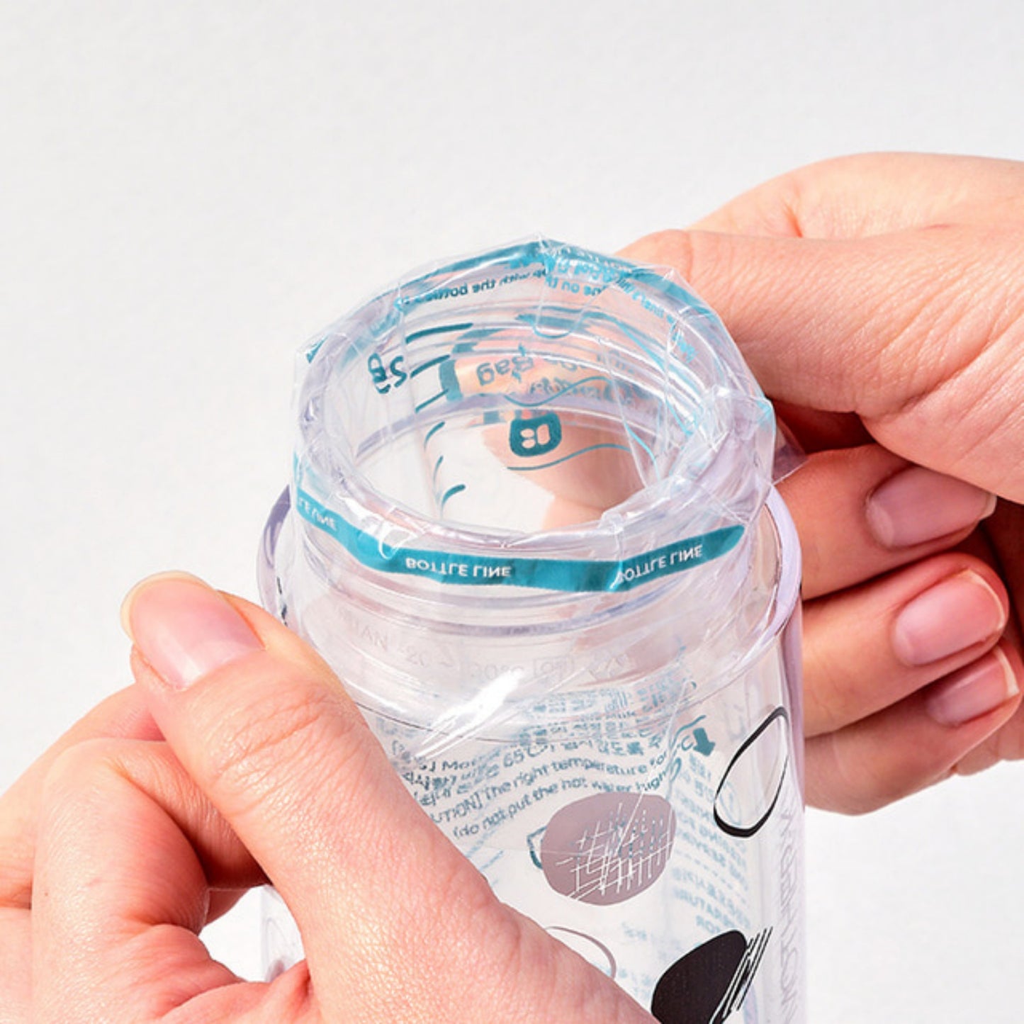 MOTHER-K Disposable Feeding Bottle Liners with Temperature Indicator – 60pcs