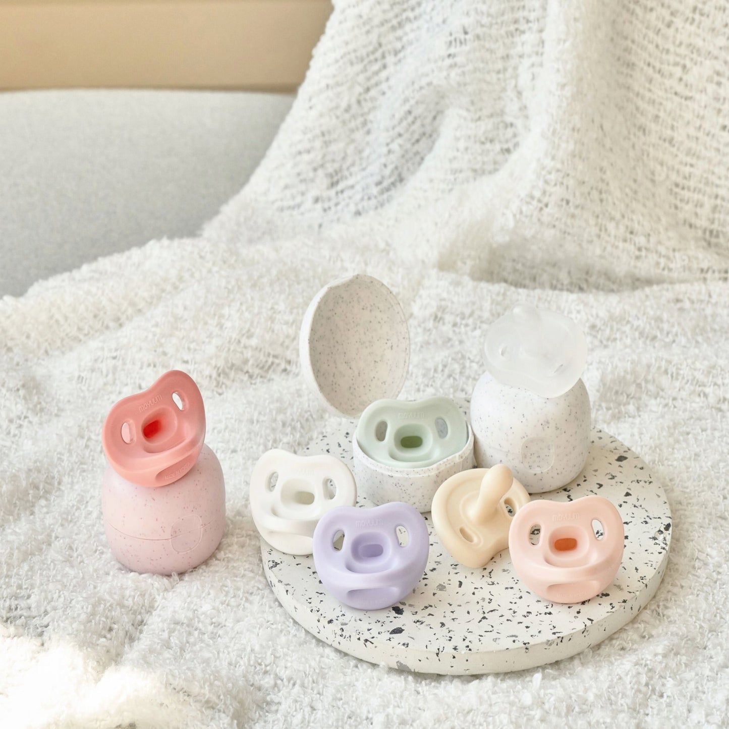 MOYUUM All Silicone Macaron Pacifier