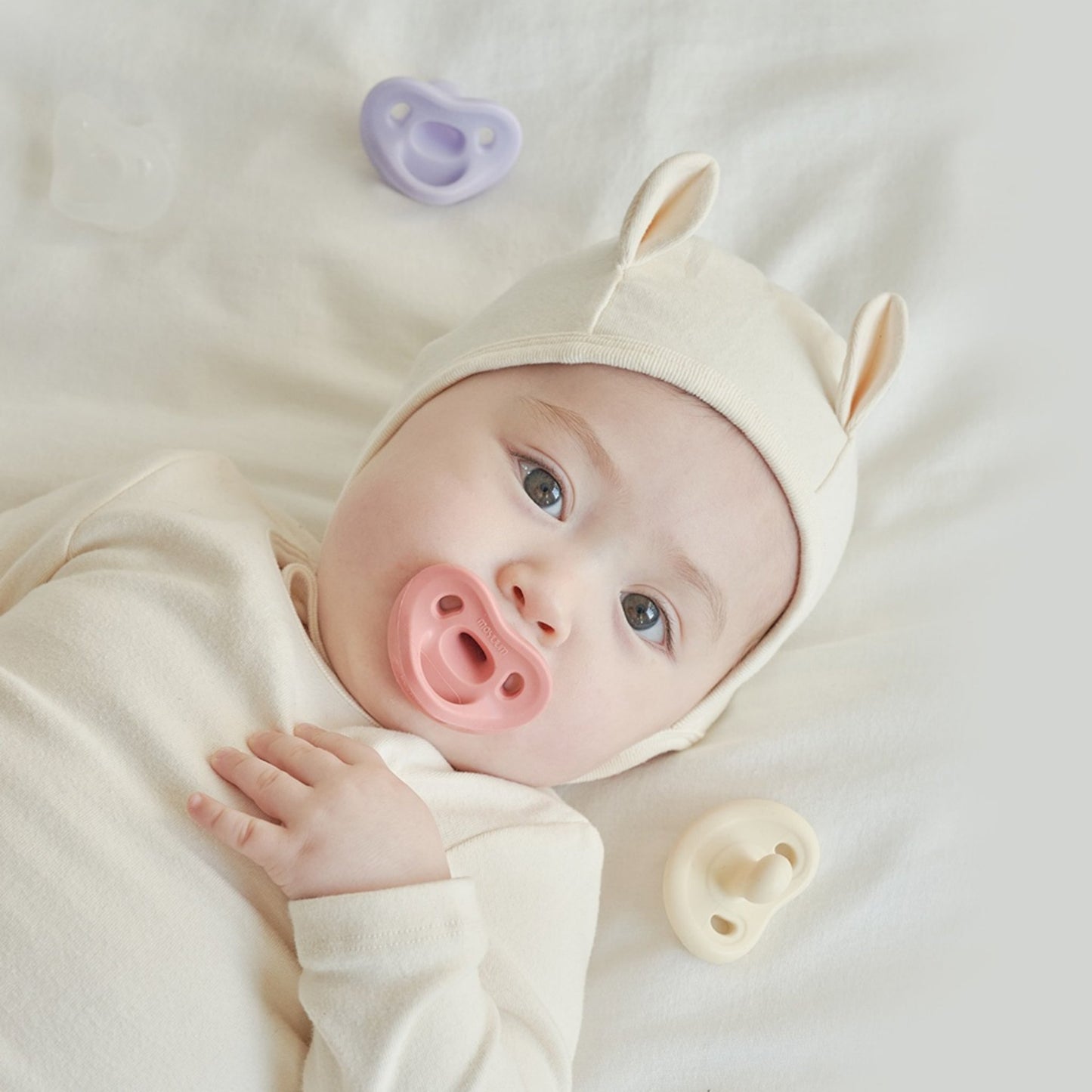 MOYUUM All Silicone Macaron Pacifier